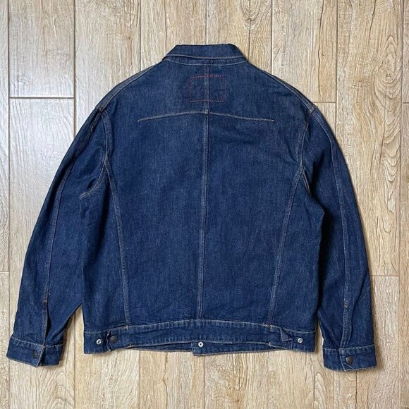 Classic Style Blue Jean Jacket - Picture 2 of 5